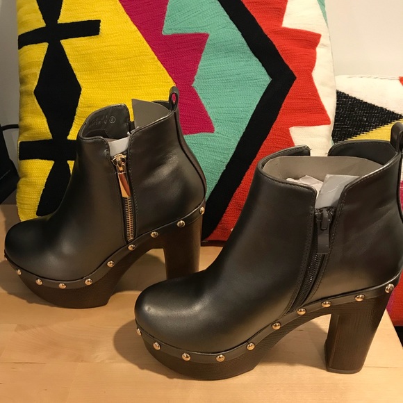 Shoes - Metallic Heeled Boots